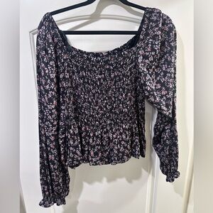 Bella Dahl Smocked Floral Black Blouse Top.
